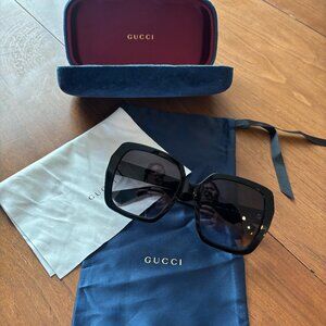 Gucci GG0096S-30001514001 Oversized Square Sunglasses – Black – Like New! 🖤